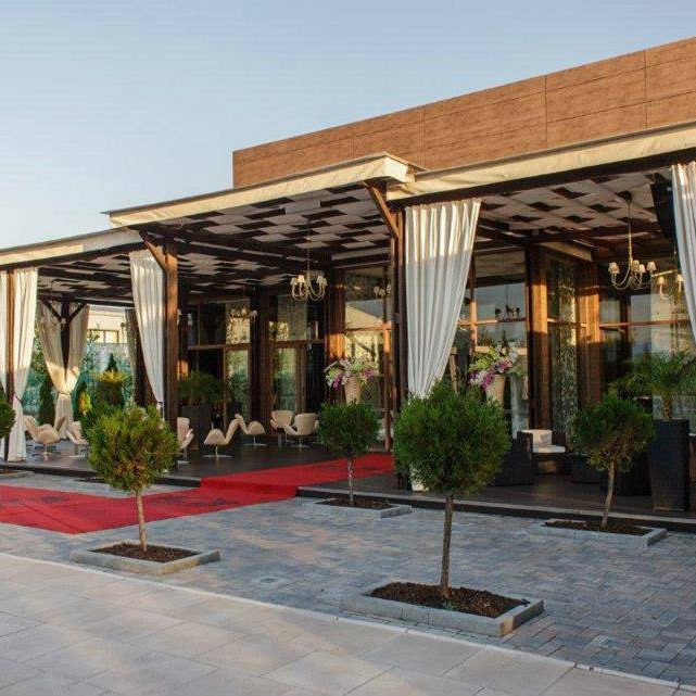 Imagini Sala Evenimente AmbasadOr Events