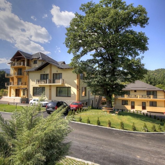 Imagini Restaurant Stejarii