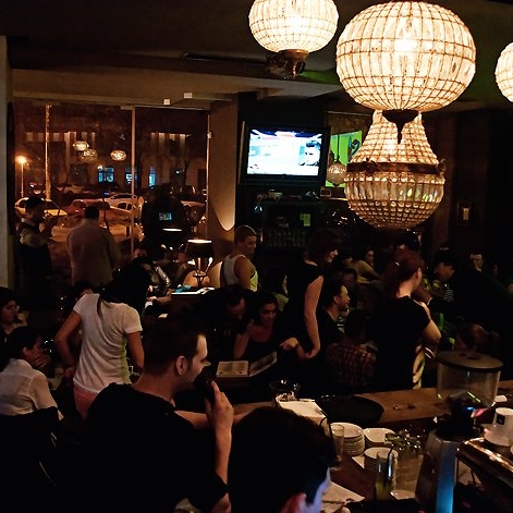 Imagini Bistro Log Out