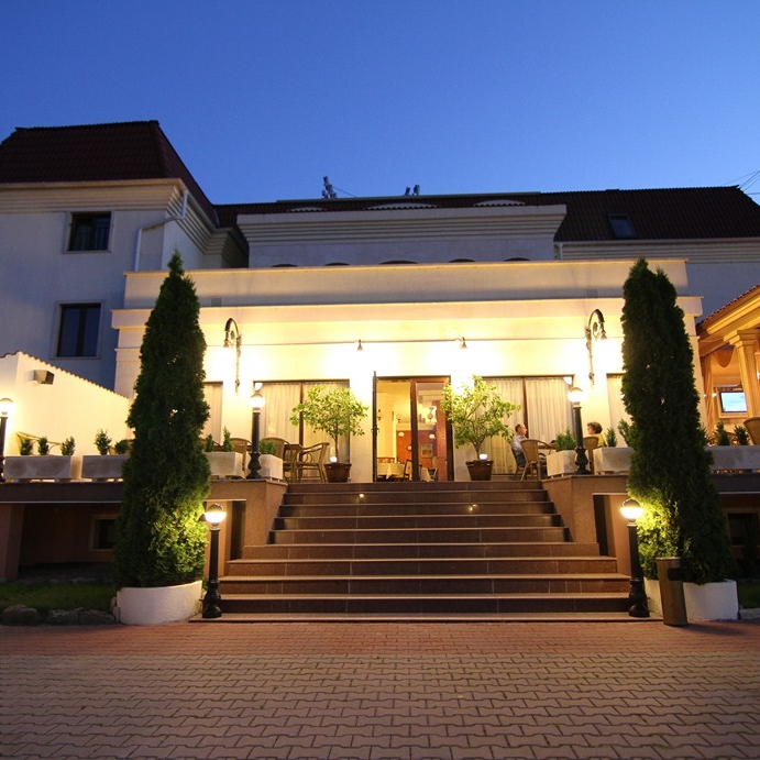 Imagini Restaurant Epoque by Clasic