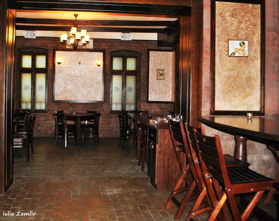 Detalii Restaurant Restaurant Vintage Pub