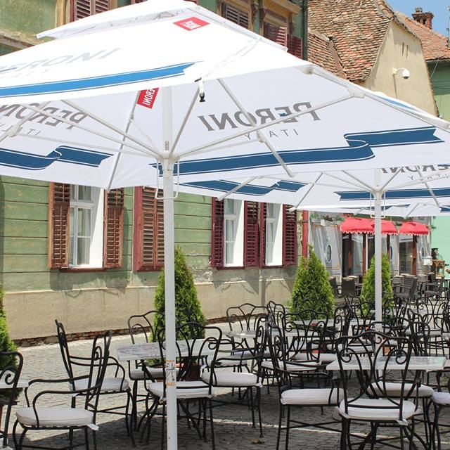 Imagini Bistro Salut