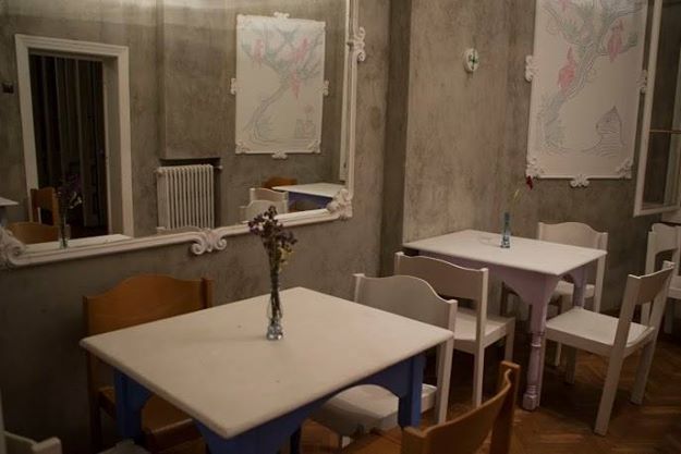 Imagini Bistro Voilà