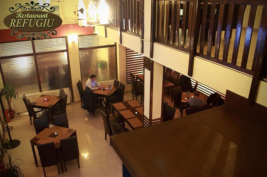 Imagini Restaurant Refugiu