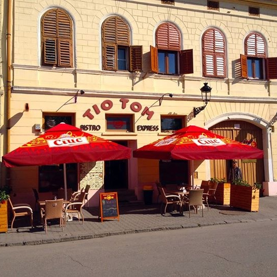 Imagini Bistro Tio Tom