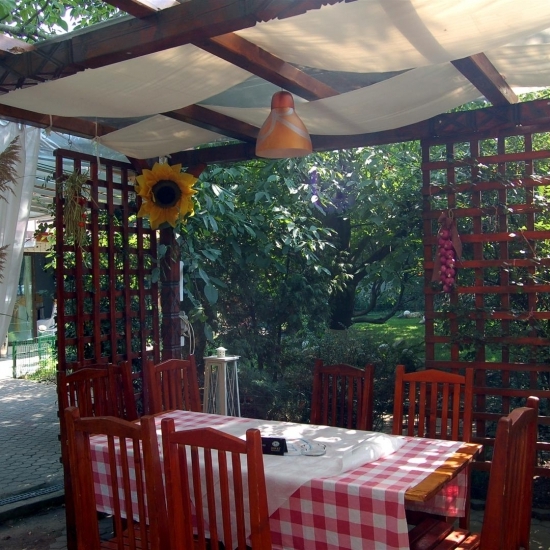 Imagini Restaurant La Nuci