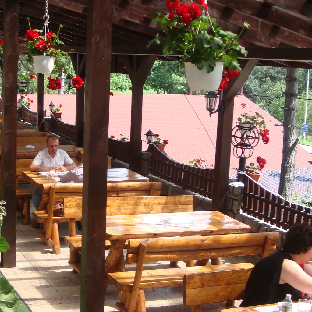 Imagini Restaurant Izvorul Rece