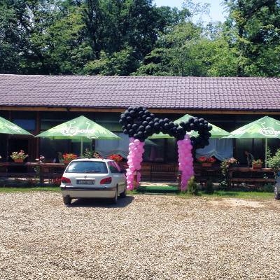 Restaurant Saloon Country Club