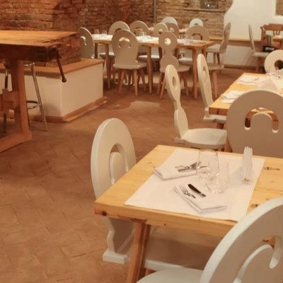 Restaurant Lacrimi și Sfinți foto 0