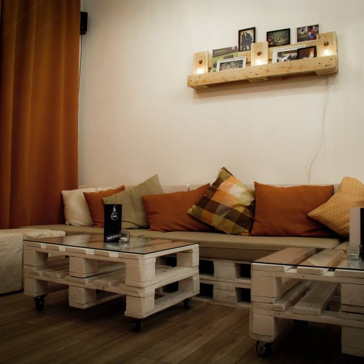 Imagini Bistro Pallets