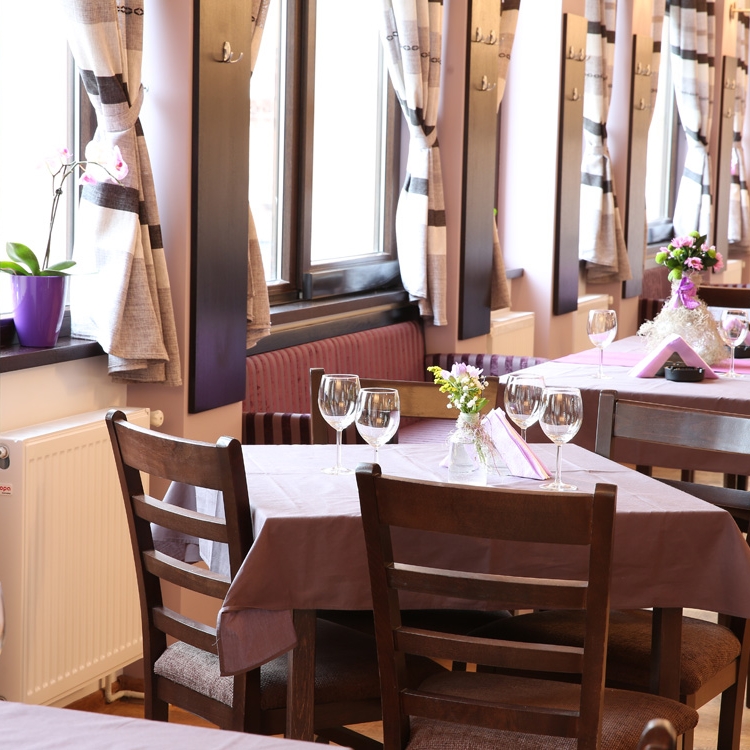 Imagini Restaurant Petite France