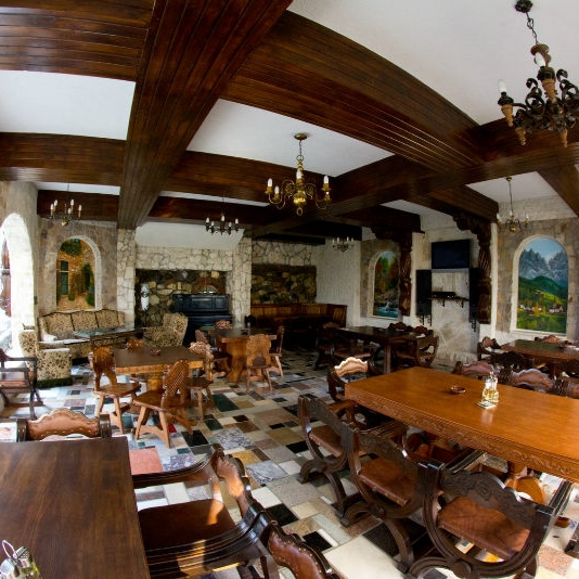 Imagini Restaurant Castelul Prinţul Vânător