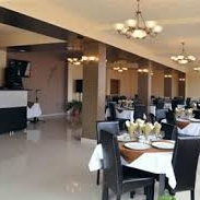 Imagini Restaurant Pusca Si Cureaua Lata