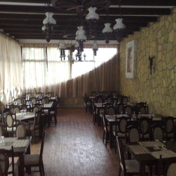 Imagini Restaurant La Cetate