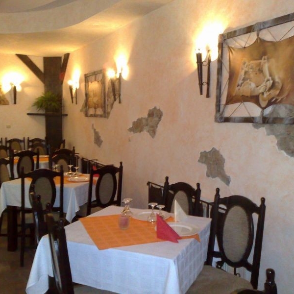 Imagini Restaurant La Cetate
