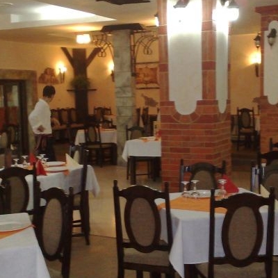 Restaurant La Cetate foto 1