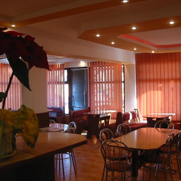 Imagini Restaurant Longo Campo