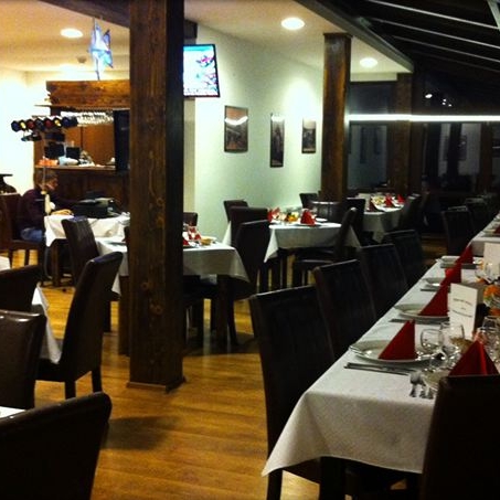 Imagini Restaurant Conacul de pe Deal