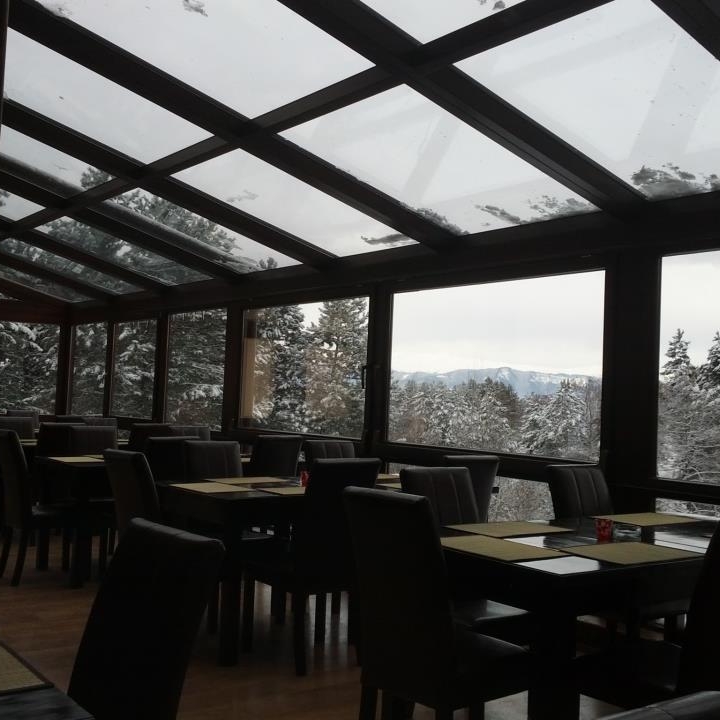 Imagini Restaurant Conacul de pe Deal