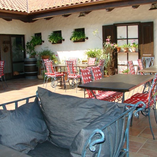 Imagini Restaurant Blue Window