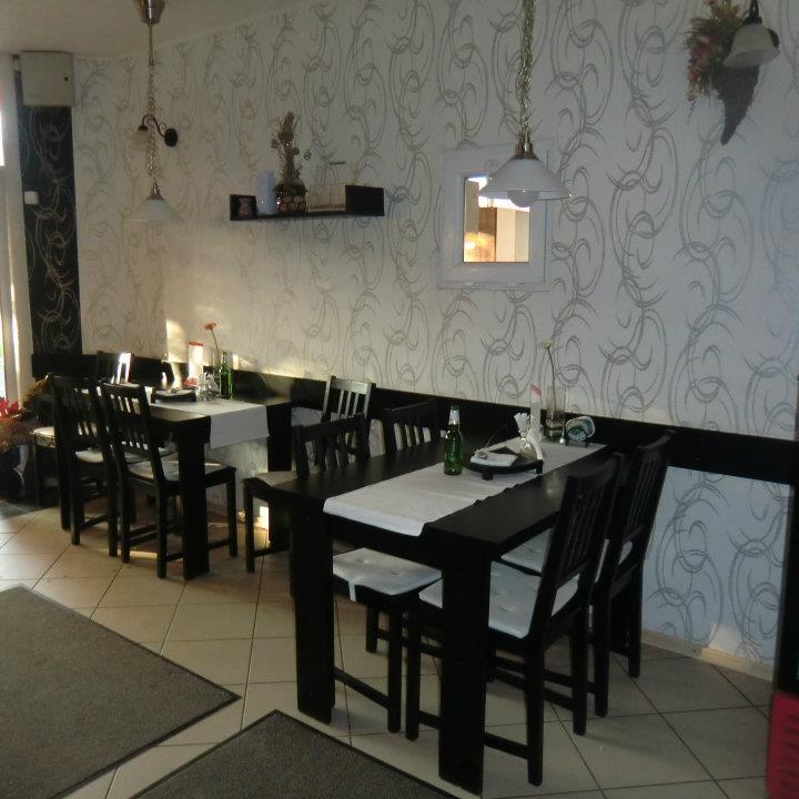 Imagini Pizzerie Pizza Bya