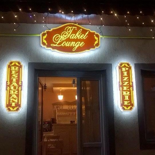 Imagini Restaurant Tabiet Lounge