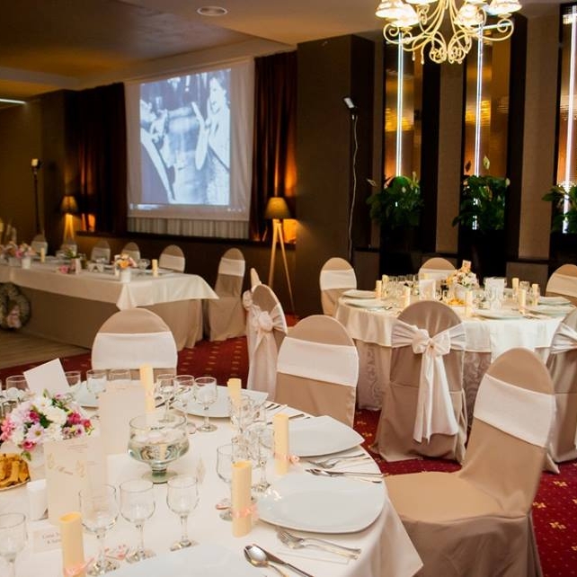 Imagini Sala Evenimente Leonor