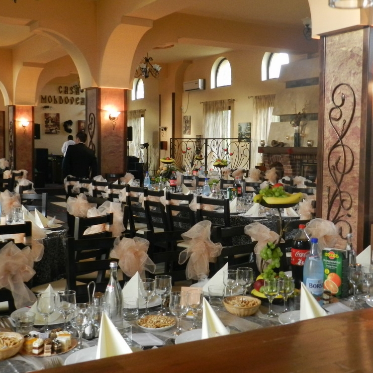 Imagini Restaurant Casa Moldoveana