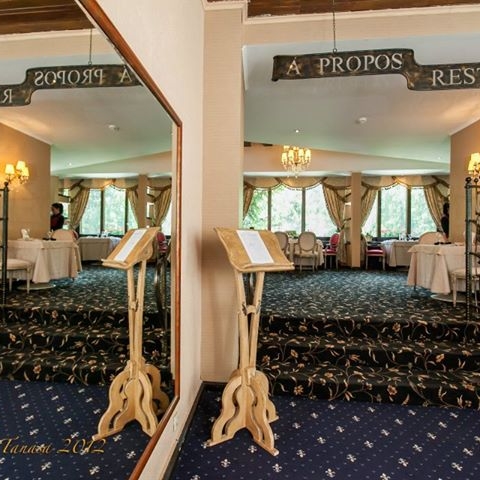 Imagini Restaurant À Propos