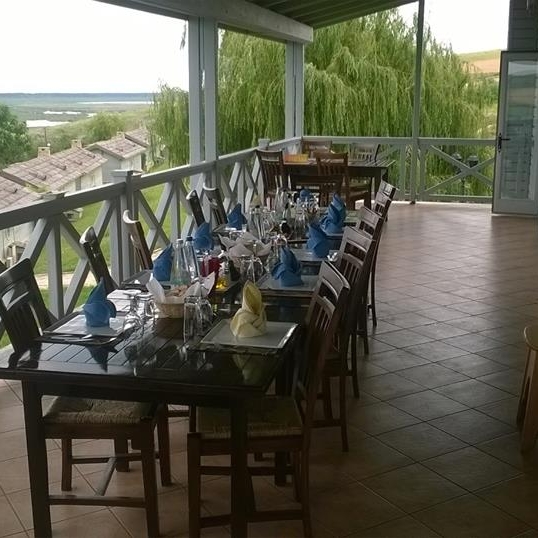 Imagini Restaurant Feathers