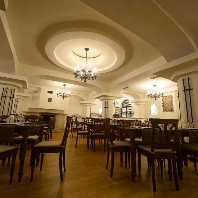 Imagini Restaurant Crama Domneasca