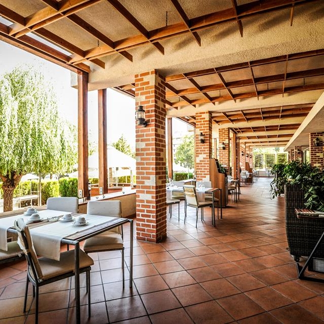 Imagini Restaurant La Parc By Ramada Plaza