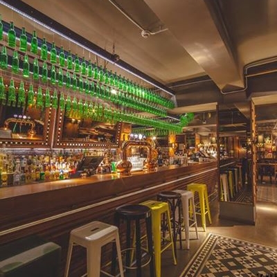 Restaurant The Library