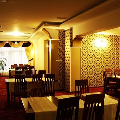 Imagini Restaurant Casa Caroly