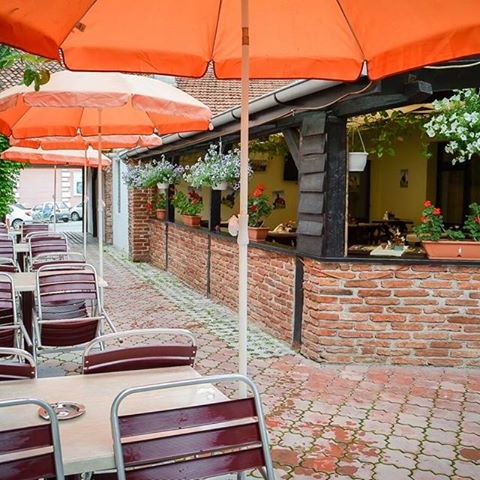 Imagini Restaurant Fényes